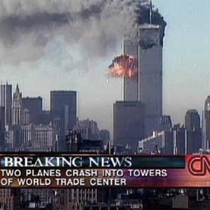 11/09/2001 • Le caractère surréaliste des attentats du 11 septembre place l’intégralité du cursus sous le signe d’un changement d’ère sécuritaire et fait entrer mon chantier individuel dans une dimension macro-économique globale annonciatrice de comblement d’écarts structurels à plus ou moins brève échéance (image: résultats de recherche Bing pour la requête 'Breaking News CNN 9/11').